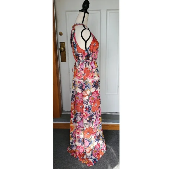 NWT Maggy London Floral Printed Halter Maxi Dress w/ Waist Tie, Size 8 - Picture 8 of 17